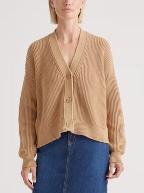 100% Organic Cotton Fisherman Boxy Cropped Cardigan in Camel